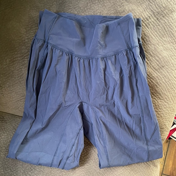 LuluLemon Sun Setter Jogger - Picture 1 of 4